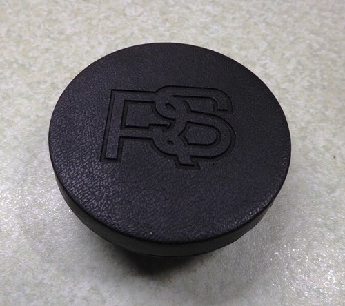 Steering wheel rubber centre - steering,