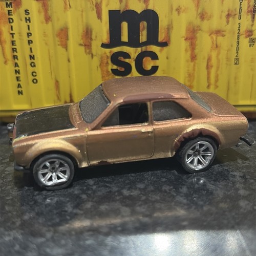 Hot wheels ford escort - hot,